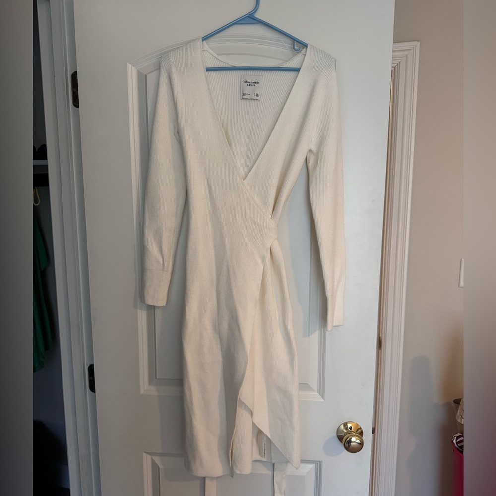 Abercrombie Wrap Dress- never worn